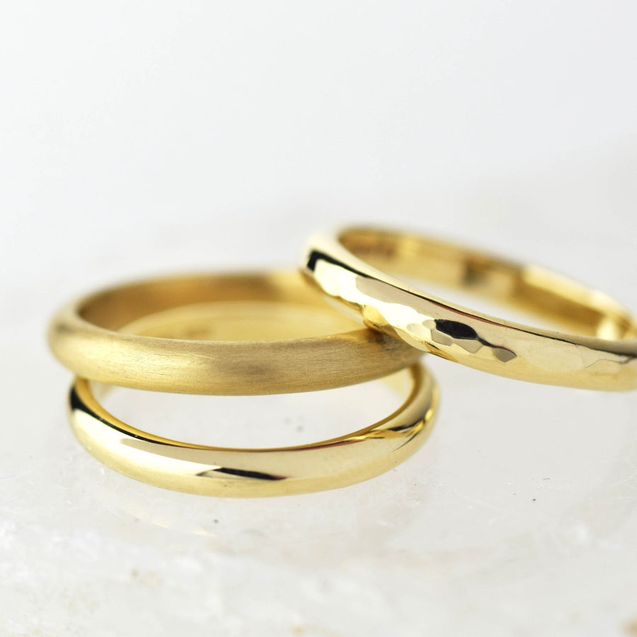 Simple Polished 3mm Gold Wedding Ring