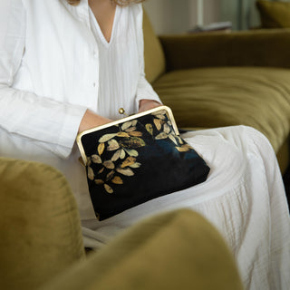Red Ruby Rose - Large Kisslock Clutch Bag