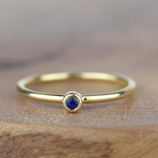 2.5mm Blue Sapphire Gold Andromeda Ring - Size J 1/2