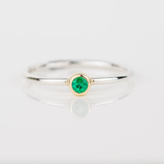 3mm Emerald Silver and Gold Andromeda Ring - Size J 1/2