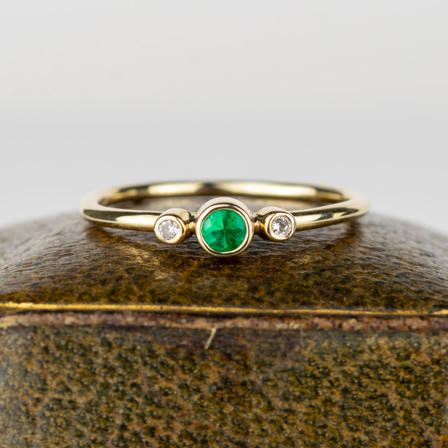 Emerald and Diamond Gold Trilogy Ring