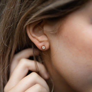Ethical Diamond 9ct Gold Andromeda Stud Earrings