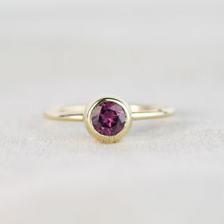 5mm Rhodolite Garnet Gold Andromeda Ring - Size N