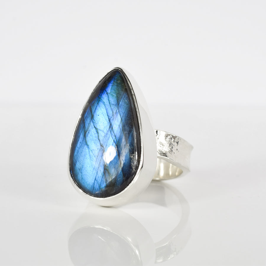 No.730 - One of a Kind Labradorite Ring - Size R 1/2