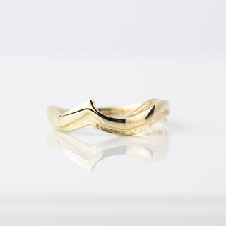 Ripple To Roar Gold Wave Ring