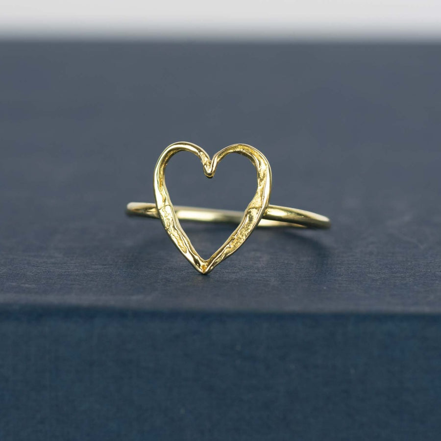 Small 18ct Gold Open Heart Ring