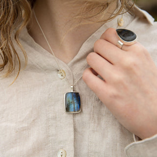 No.252 - One of a Kind Teardrop Labradorite Ring - Size Q