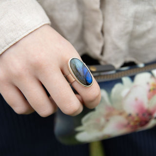 No.262 - One of a Kind Oval Labradorite Ring - Size S 1/2