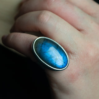 No.920 - One of a Kind Oval Labradorite Ring - Size L 1/2