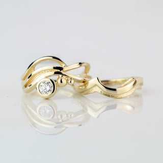 Ripple To Roar Gold Diamond Ring Set