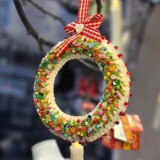 Stitchbirdie: Embroidered Wreath Ornament Workshop