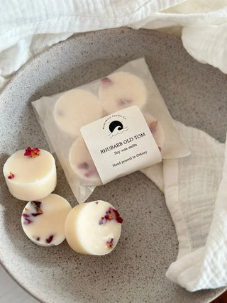 Rhubarb Old Tom Wax Melts