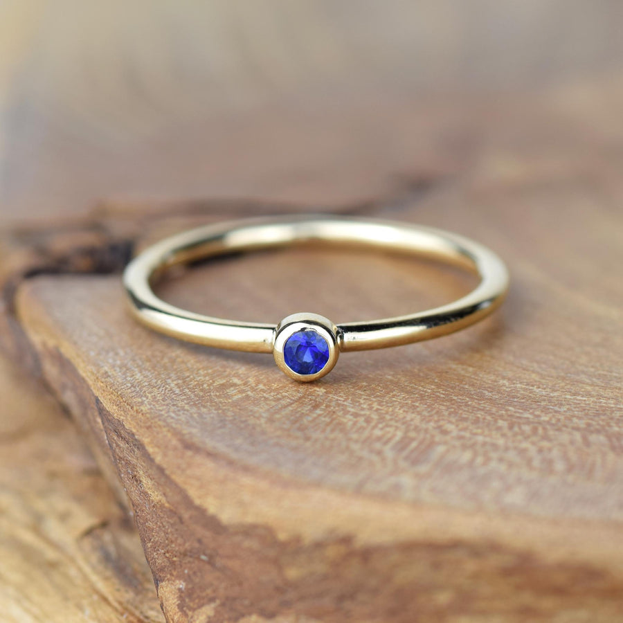 Andromeda - 2.5mm Blue Sapphire Ring