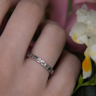 Silver Vine Leaf Ring - Size J 1/2