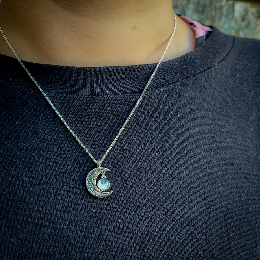 MOONSTONE || NECKLACE | One Dame Lane