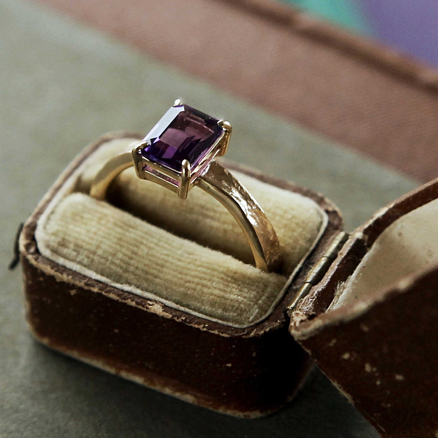 Guinevere - Amethyst Gold Statement Ring
