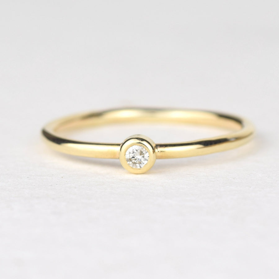Andromeda - 2.5mm Diamond Gold Ring